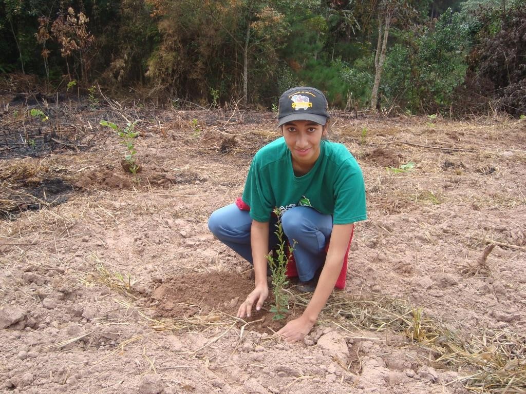 Plantio de mudas - Abril de 2009 (2)